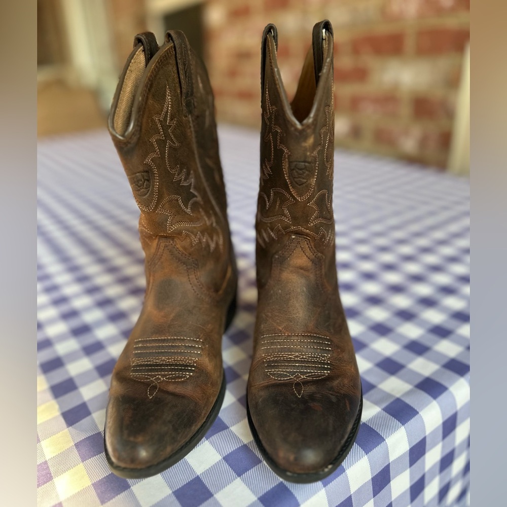 Ariat Brown Leather Western Cowboy Boots